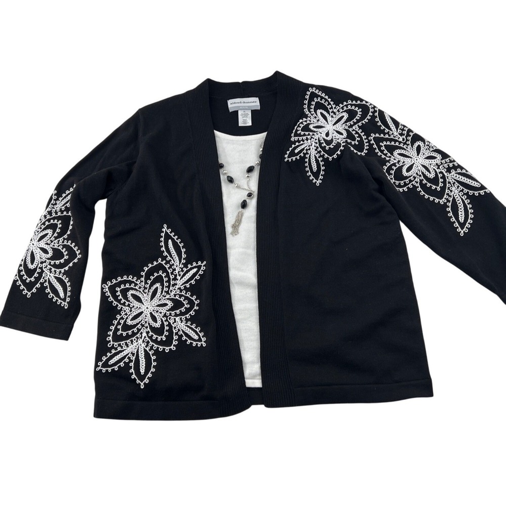 Alfred Dunner Petite PL Black Embroidered Cardigan Topβ 60% Cotton 40% Acrylic